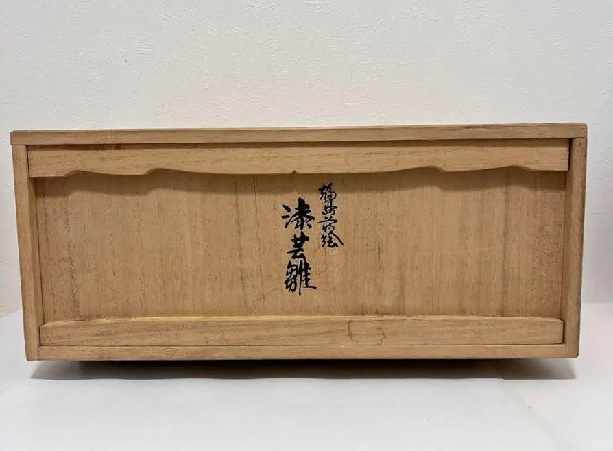 輪島塗 蒔絵梨地 漆芸雛 『皓凛(こうりん)』　立雛飾り Amazon | 輪島塗 蒔絵梨地 漆芸雛 『皓凛(こうりん)』立雛飾り